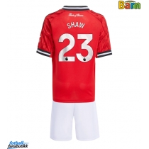 Manchester United Luke Shaw #23 Hjemmedraktsett Barn 2025-26 Kortermet (+ Korte bukser)